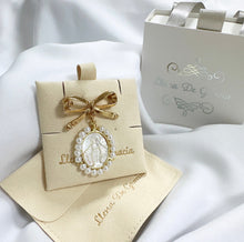 Load image into Gallery viewer, Virgin Mary Bow Pin – Gold-Plated with Mother-of-Pearl Medal & Natural Pearls