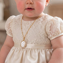Load image into Gallery viewer, Miraculous Pearl Necklace, 18k Gold | Llena de Gracia