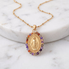 Cargar imagen en el visor de la galería, Miraculous Medal with Crystals, 18k Gold | Llena de Gracia
