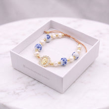 Load image into Gallery viewer, Lily Bracelet | Llena de Gracia
