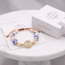 Load image into Gallery viewer, Lily Bracelet | Llena de Gracia
