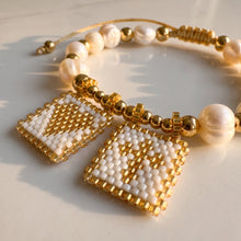 Load image into Gallery viewer, Cascabel Scapular Bracelet | Llena de Gracia
