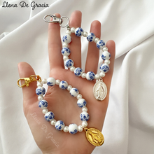 Load image into Gallery viewer, Mini Rosary - Lily design
