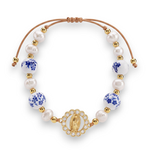 Load image into Gallery viewer, Lily Bracelet | Llena de Gracia
